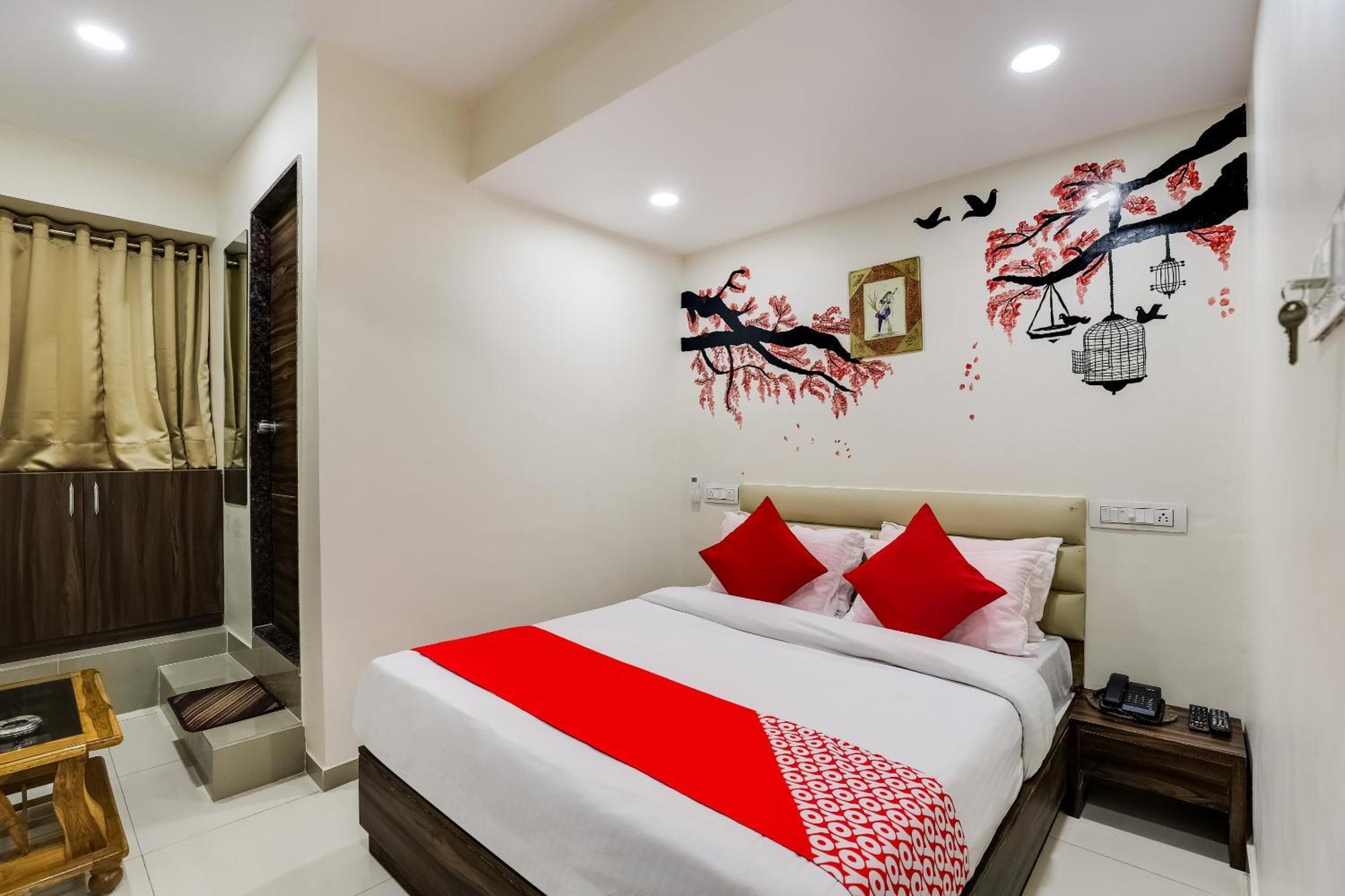 OYO 49102 Hotel Alice Ahmedabad Exterior foto